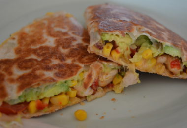 Quesadilla’s kip avocado