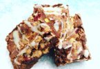 Brownies met framboos en pistache