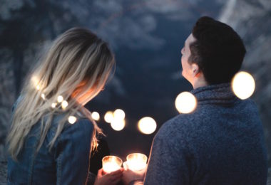 9 redenen waarom het zo fijn is om beiden introvert te zijn in een relatie